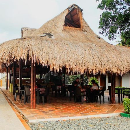 Hotel Mares Capurgana Exterior photo
