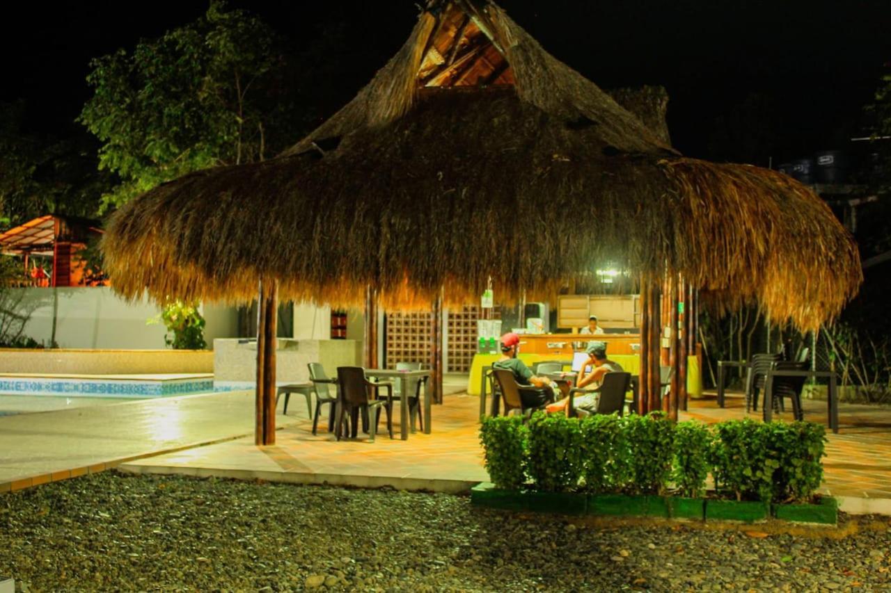 Hotel Mares Capurgana Exterior photo